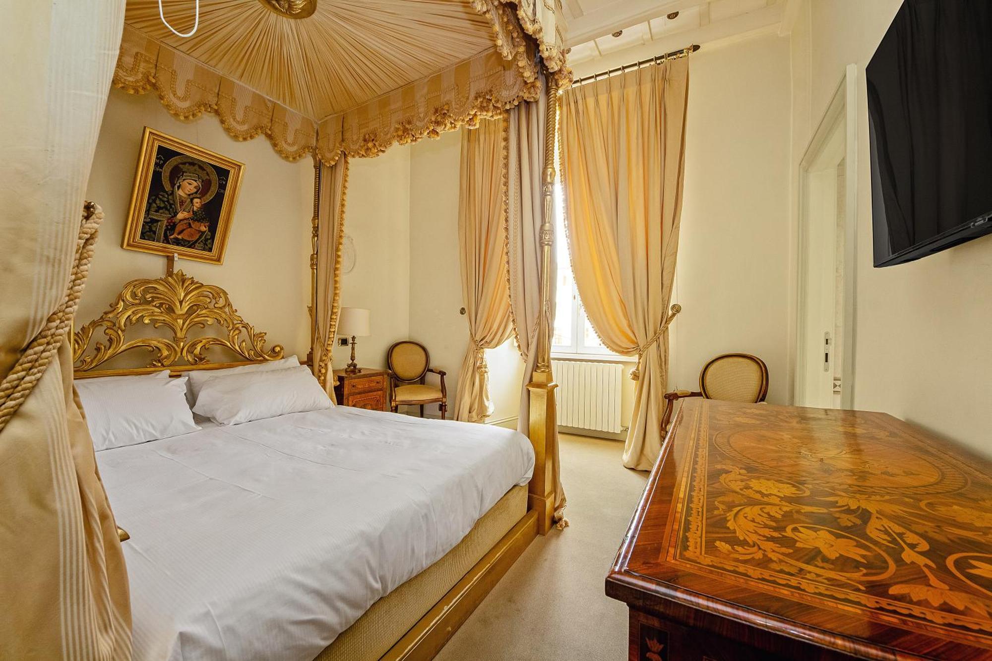Appartement Ych-Magnifica Residenza A Campo De Fiori à Rome Extérieur photo