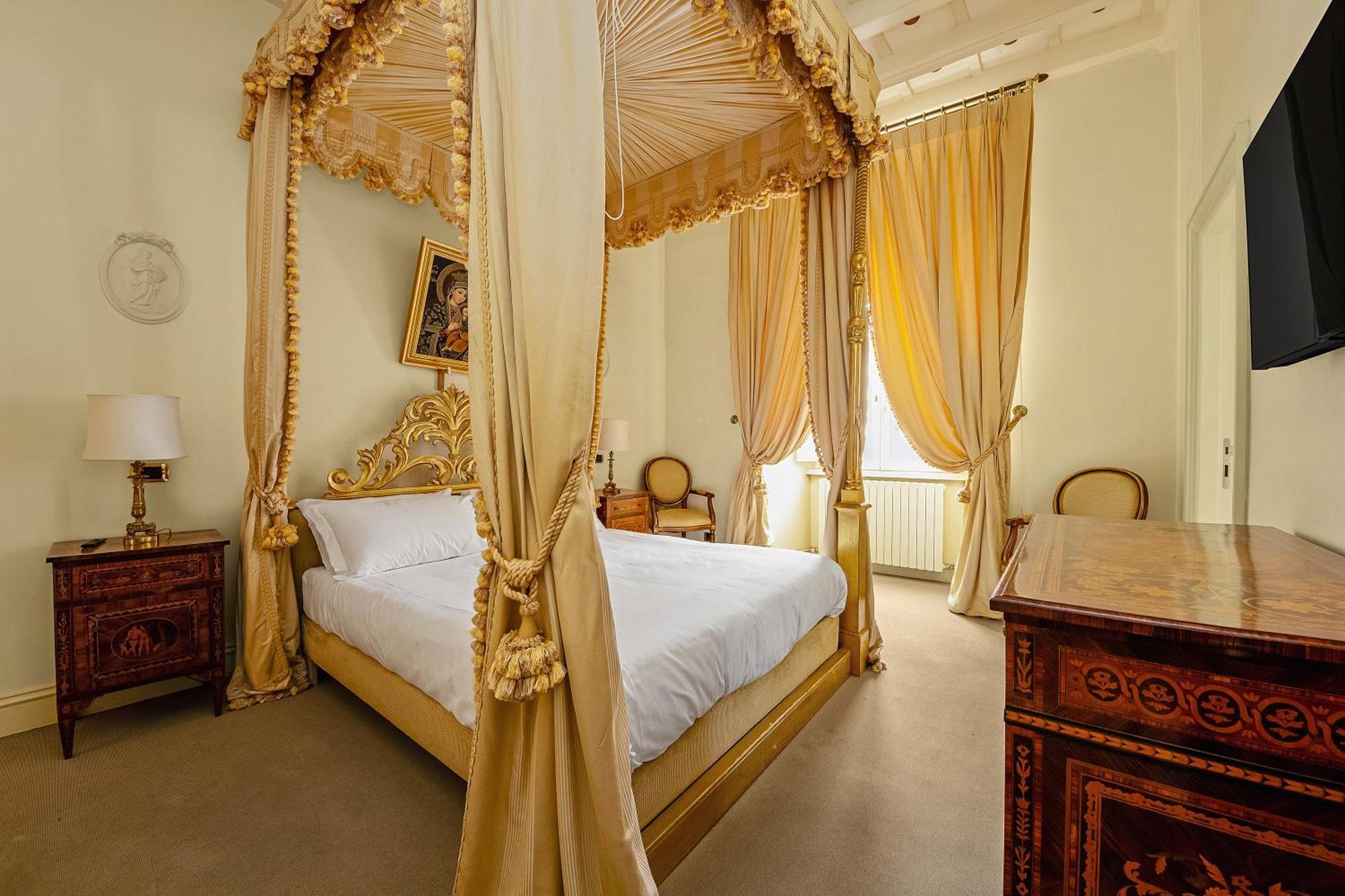 Appartement Ych-Magnifica Residenza A Campo De Fiori à Rome Extérieur photo